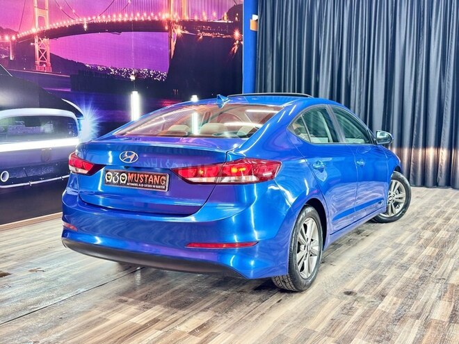 Hyundai Elantra 2018, 78,700 km - 2.0 л - Sumqayıt