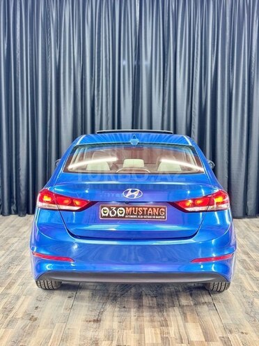 Hyundai Elantra 2018, 78,700 km - 2.0 л - Sumqayıt
