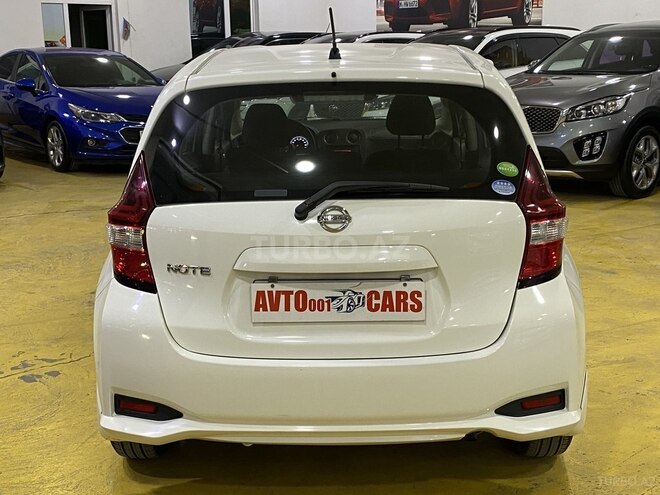 Nissan Note-6