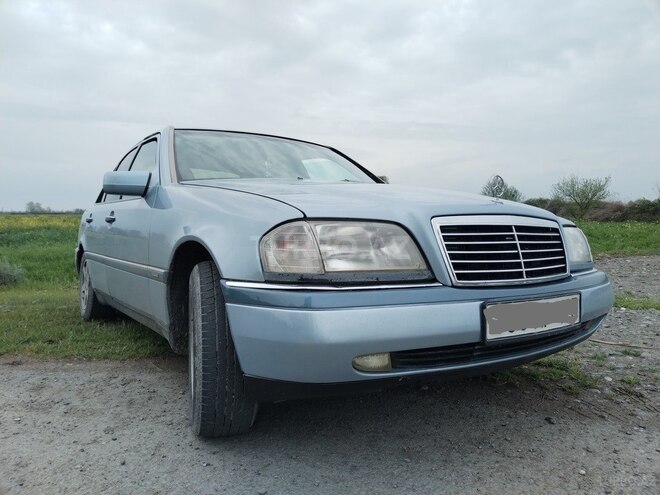 Mercedes C 180 1984, 470,000 km - 1.8 l - Ağdaş
