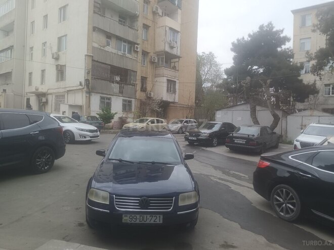 Volkswagen Passat 2002, 286,958 km - 1.8 l - Bakı