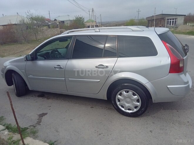Renault Megane 2006, 295,000 km - 1.5 l - Naftalan