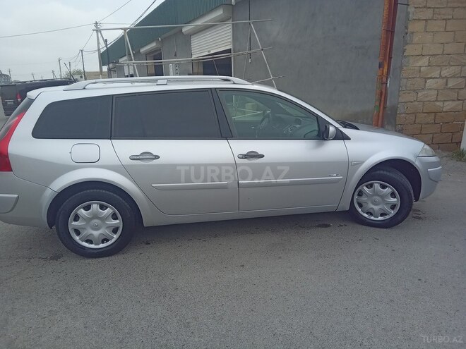 Renault Megane 2006, 295,000 km - 1.5 l - Naftalan
