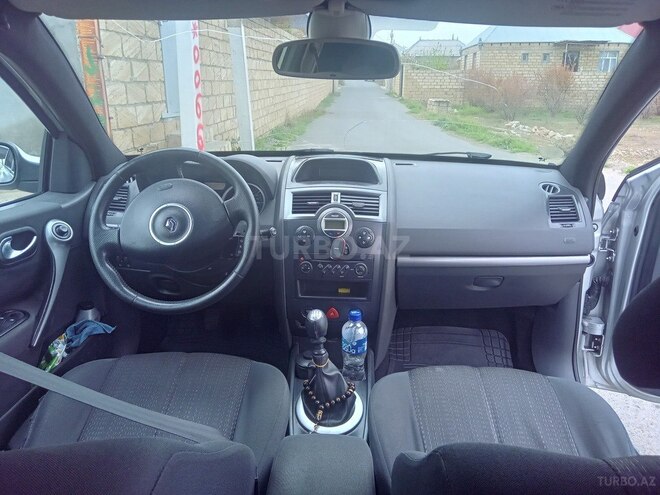 Renault Megane 2006, 295,000 km - 1.5 l - Naftalan