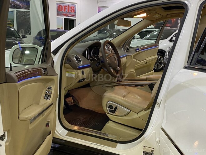 Mercedes GL 450 4MATIC 2008, 179,325 km - 4.7 l - Sumqayıt