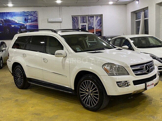 Mercedes GL 450 4MATIC 2008, 179,325 km - 4.7 l - Sumqayıt