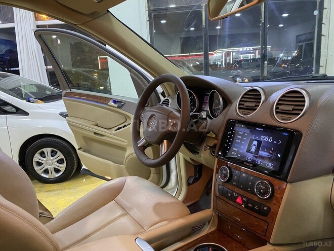 Mercedes GL 450 4MATIC 2008, 179,325 km - 4.7 l - Sumqayıt