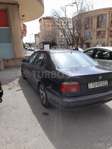 BMW 528 1999, 284,800 km - 2.8 л - Bakı