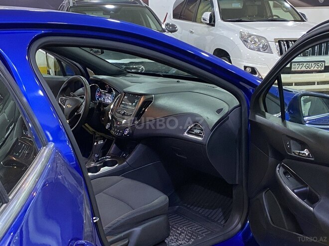 Chevrolet Cruze 2017, 69,755 km - 1.4 л - Sumqayıt