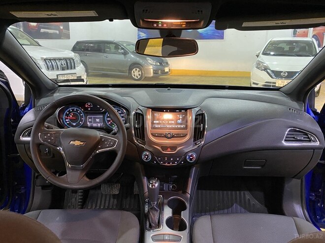 Chevrolet Cruze 2017, 69,755 km - 1.4 л - Sumqayıt