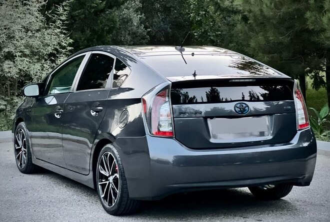 Toyota Prius 2013, 101,000 km - 1.8 l - Bakı