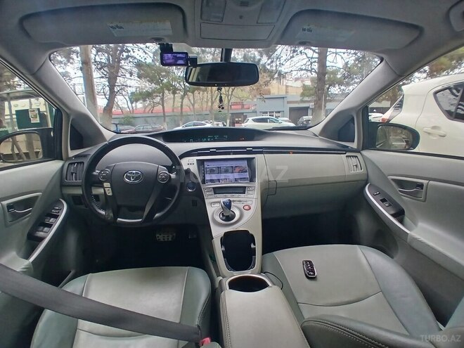 Toyota Prius 2013, 101,000 km - 1.8 l - Bakı