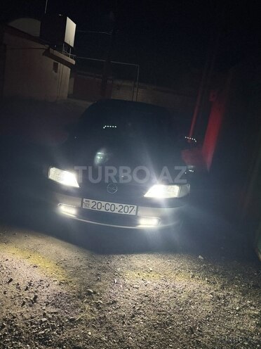 Opel Vectra 1998, 280,000 km - 1.8 l - Tovuz