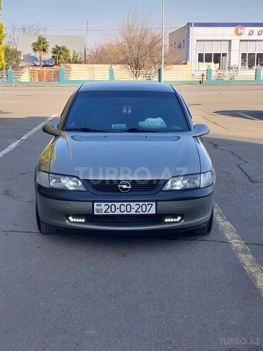 Opel Vectra 1998, 280,000 km - 1.8 l - Tovuz