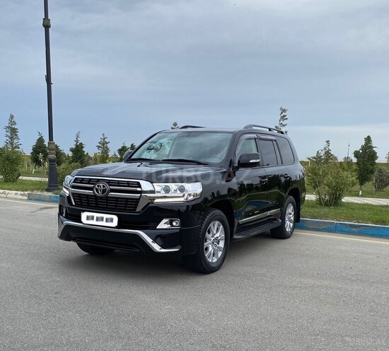 Toyota Land Cruiser 2018, 60,000 km - 4.0 l - Bakı