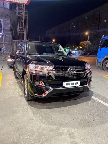 Toyota Land Cruiser 2018, 60,000 km - 4.0 l - Bakı