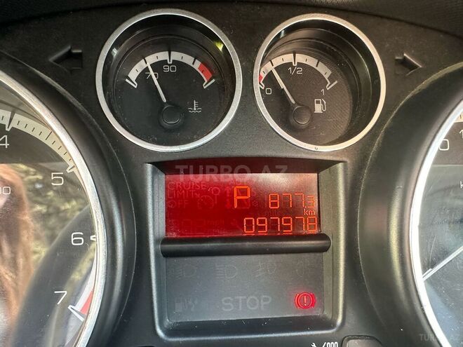 Peugeot 308 2013, 97,978 km - 1.6 l - Bakı
