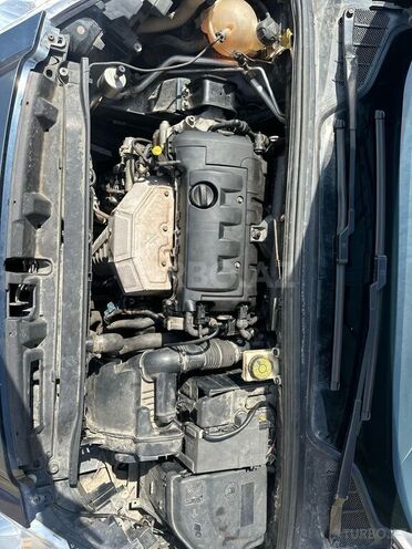 Peugeot 308 2013, 97,978 km - 1.6 l - Bakı