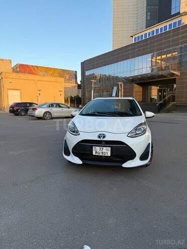 Toyota Aqua 2018, 150,000 km - 1.5 l - Bakı