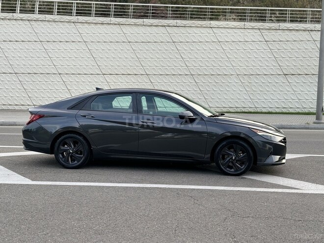 Hyundai Elantra 2021, 64,000 km - 2.0 l - Bakı
