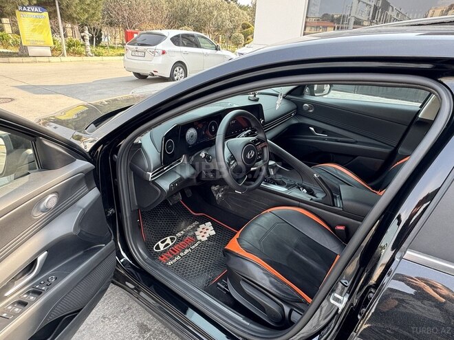 Hyundai Elantra 2024, 17,893 km - 1.6 л - Bakı