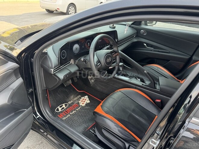 Hyundai Elantra 2024, 17,893 km - 1.6 л - Bakı