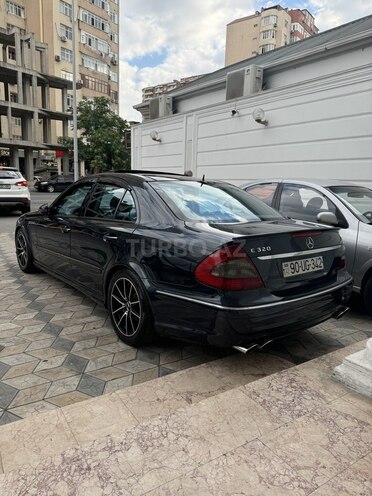 Mercedes E 320 2003, 437,300 km - 3.2 l - Bakı