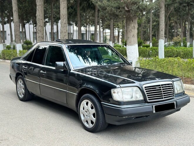 Mercedes E 220 1994, 436,248 km - 2.2 l - Sumqayıt