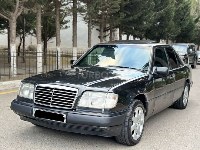 Mercedes E 220 1994, 436,248 km - 2.2 l - Sumqayıt
