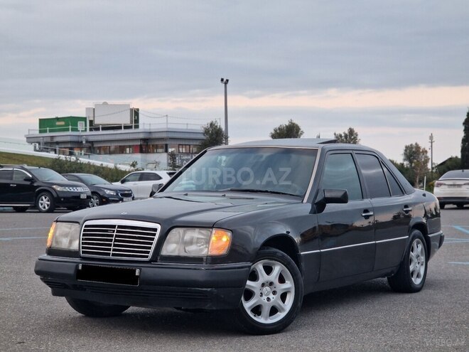 Mercedes E 220 1994, 436,248 km - 2.2 l - Sumqayıt