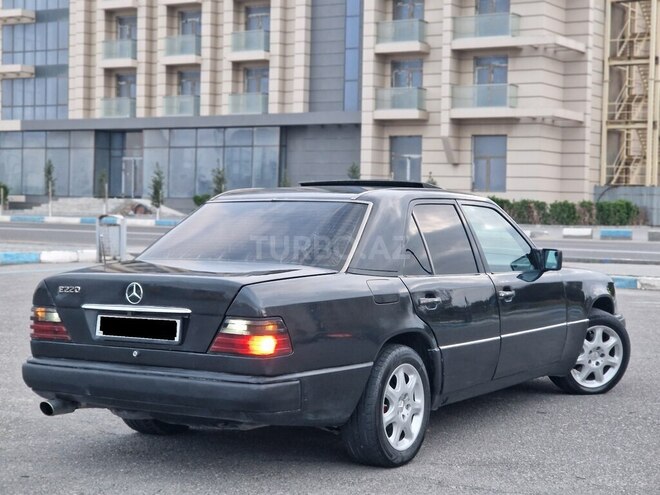 Mercedes E 220 1994, 436,248 km - 2.2 l - Sumqayıt