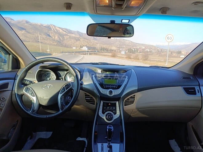 Hyundai Elantra 2011, 233,432 km - 1.8 l - Bakı