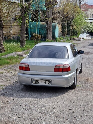 Opel Omega 2001, 309,680 km - 2.2 l - Şəki