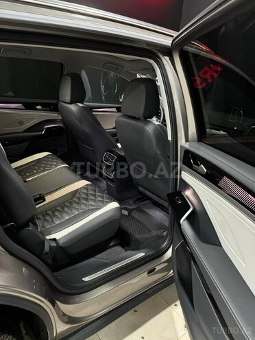 Volkswagen ID.6 Crozz 2022, 29,500 km - 0.0 л - Bakı