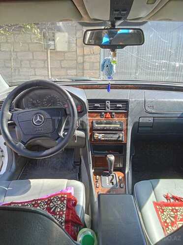 Mercedes C 280 1996, 332,200 km - 2.8 l - Ağcabədi