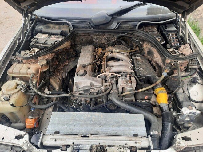 Mercedes E 200 d 1990, 536,000 km - 2.0 л - Naxçıvan