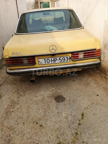 Mercedes E 200 d 1982, 250,000 km - 2.0 l - Bakı