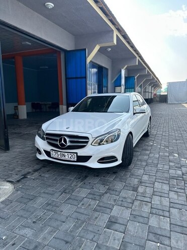 Mercedes E 220 d 2015, 194,000 km - 2.2 l - Naxçıvan