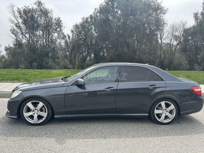 Mercedes E 200 2009, 300,000 km - 1.8 l - Bakı