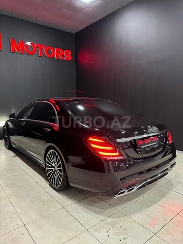 Mercedes S 350 d-5