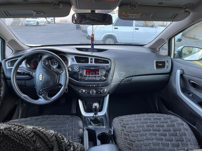 Kia Ceed 2014, 200,000 km - 1.4 l - Bərdə