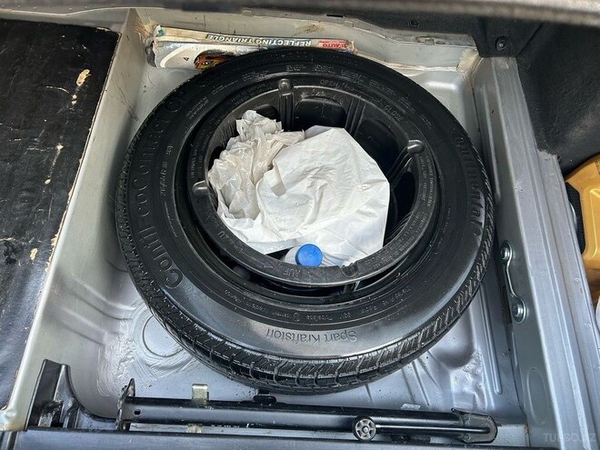 Mercedes E 240 2002, 260,000 km - 2.6 л - Bakı