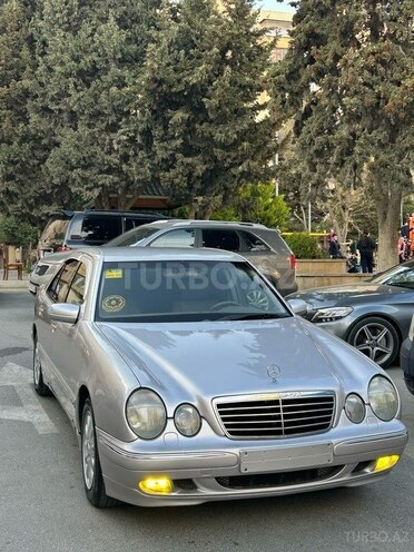 Mercedes E 240 2002, 260,000 km - 2.6 л - Bakı