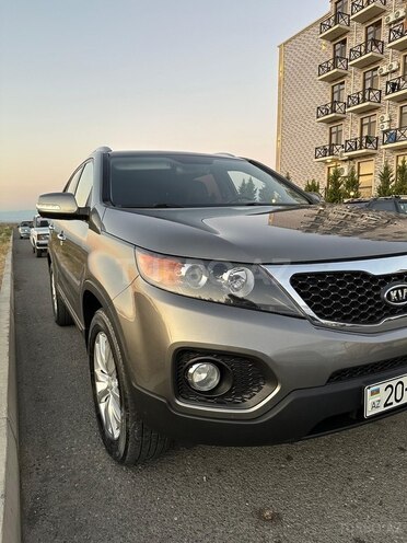 Kia Sorento 2010, 200,000 km - 2.0 l - Naftalan