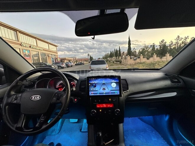 Kia Sorento 2010, 200,000 km - 2.0 l - Naftalan