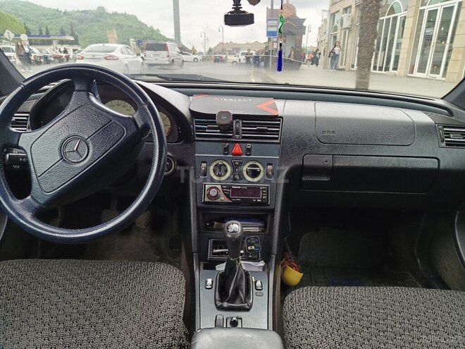 Mercedes C 180 1998, 213,568 km - 1.8 l - Balakən