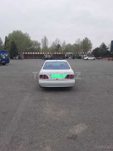 Mercedes E 280 1999, 200,600 km - 2.8 l - Tərtər