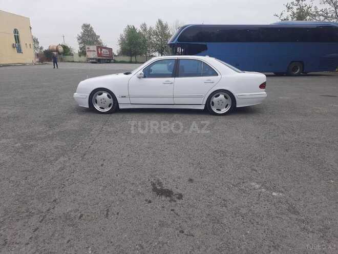 Mercedes E 280 1999, 200,600 km - 2.8 l - Tərtər