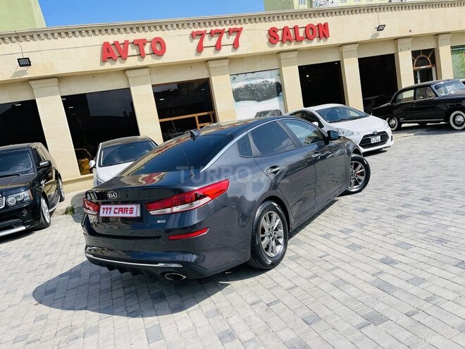 Kia Optima-6