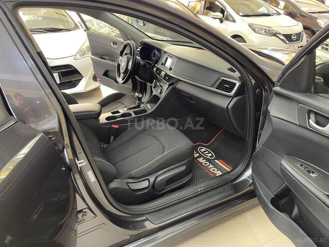 Kia Optima-14